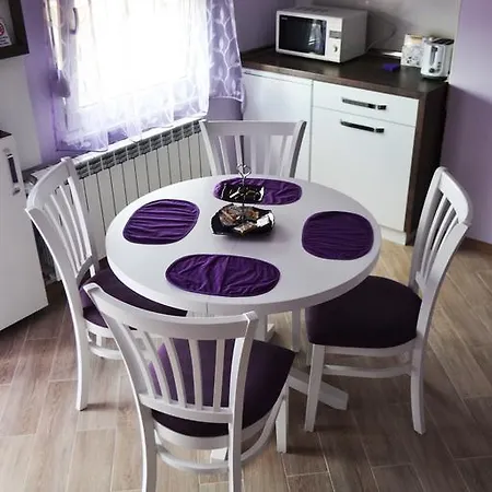 Fine Living 122 * Vrsac